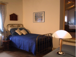 Pic: Spare single bedroom