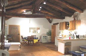 Provence Holiday rental property - Visit The Main House - La Colle - Luberon Forcalquier South of France